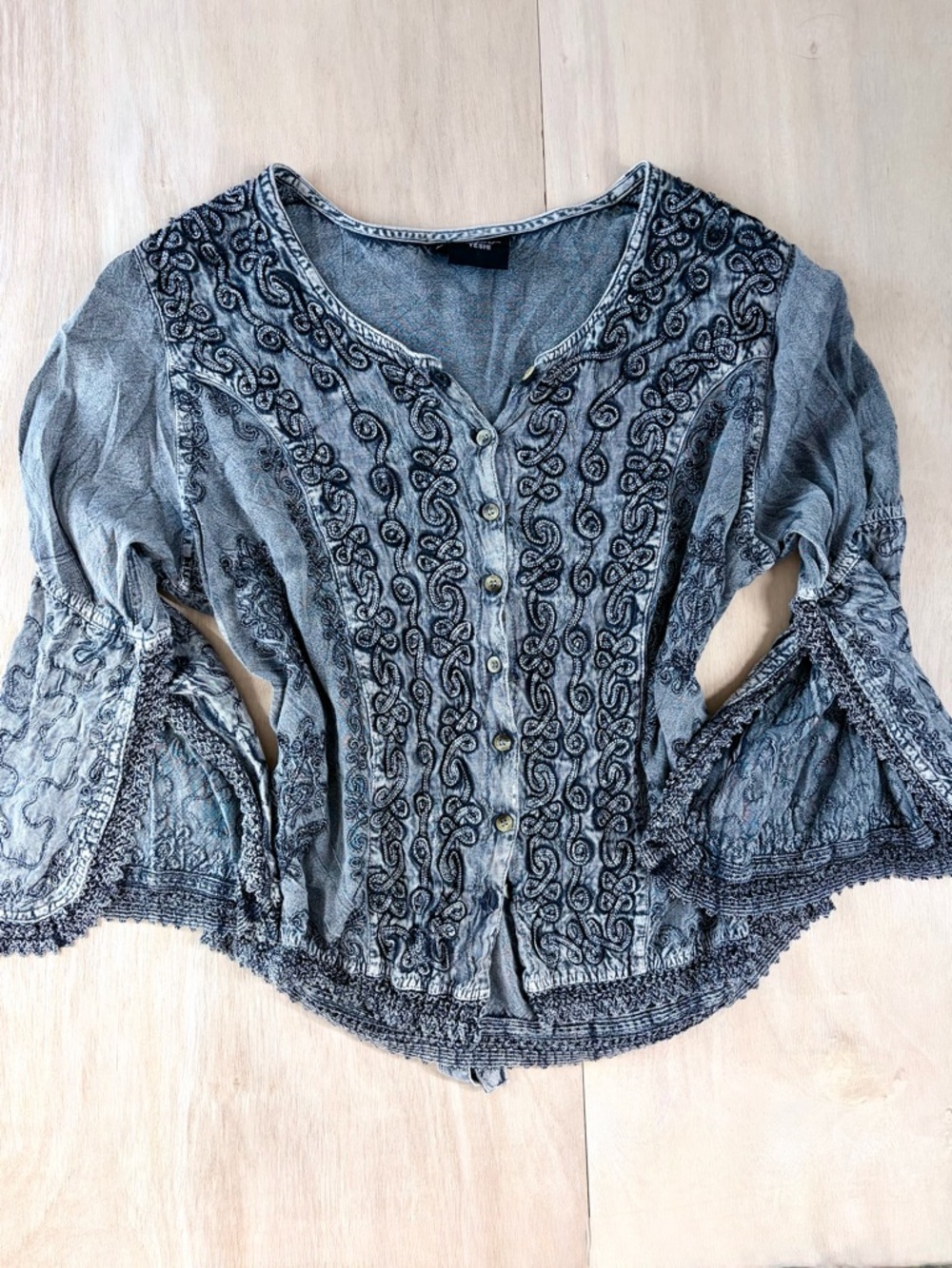 Himalayan Arts Wear Yeshi Embroidered Boho Blouse Grey Rayon Sz XL